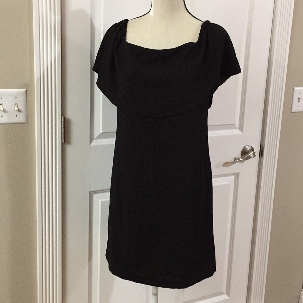 Black on or off shoulder ruffle